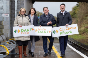 DART to be extended to Kilcock - on platform with Anne Shaw, NTA, Mary Considine, Iarnród Éireann, Darragh O’Brien, Minister for Transport, Sean Canney Minister of State (Rail)