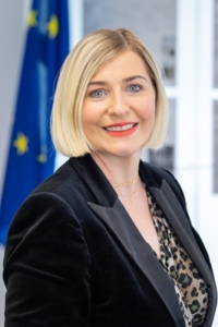 Karen Ronan 266x400
